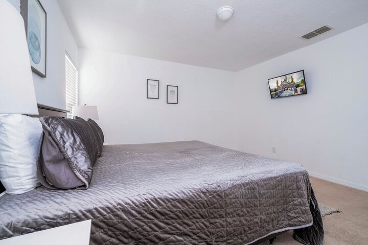 Room 21 of 41