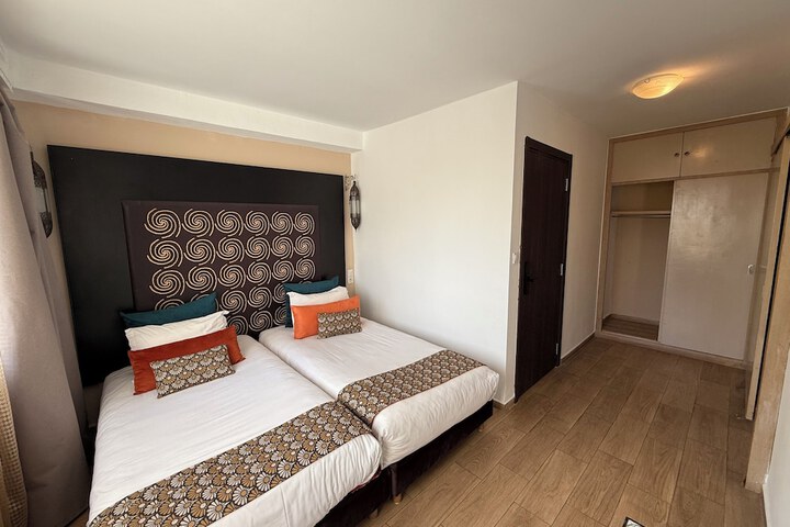 Room 34 of 70