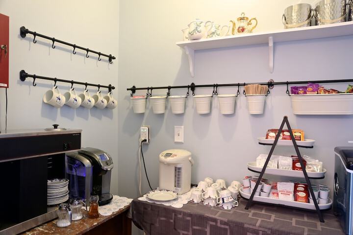 Breakfast/Coffee Service 50 of 63