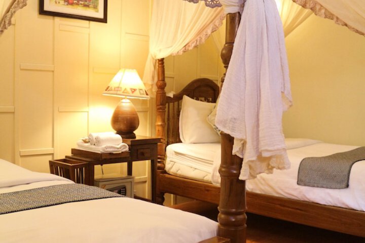 Room 27 of 139
