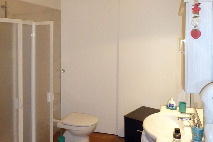 Room 14 of 43