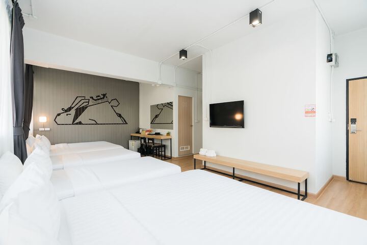 Room 40 of 96