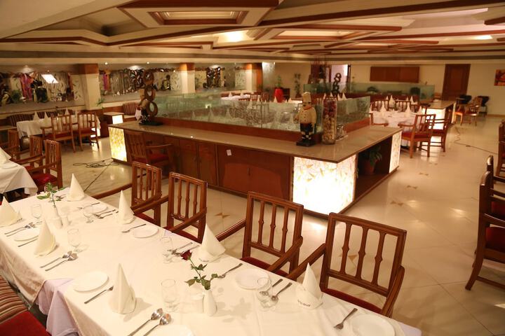 Dining Photos