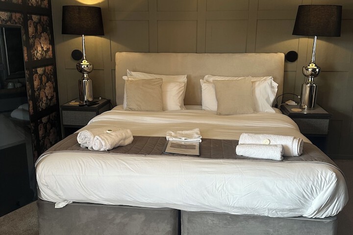 Room 86 of 171
