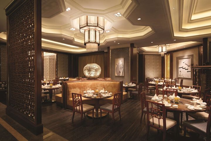 Dining 44 of 68