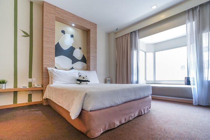 Room 28 of 67
