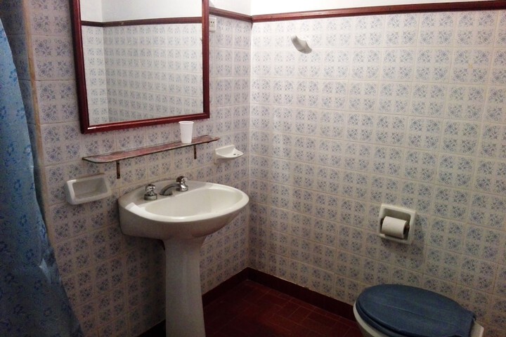 Room 13 of 17