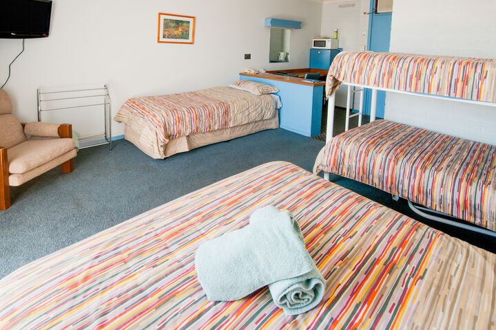 Room 4 of 19