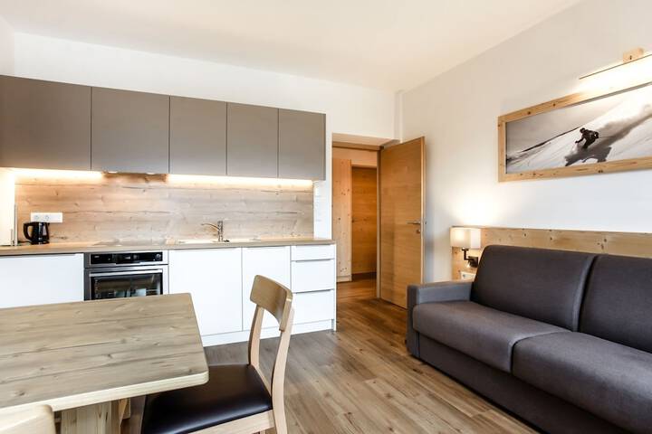 Room 3 of 19