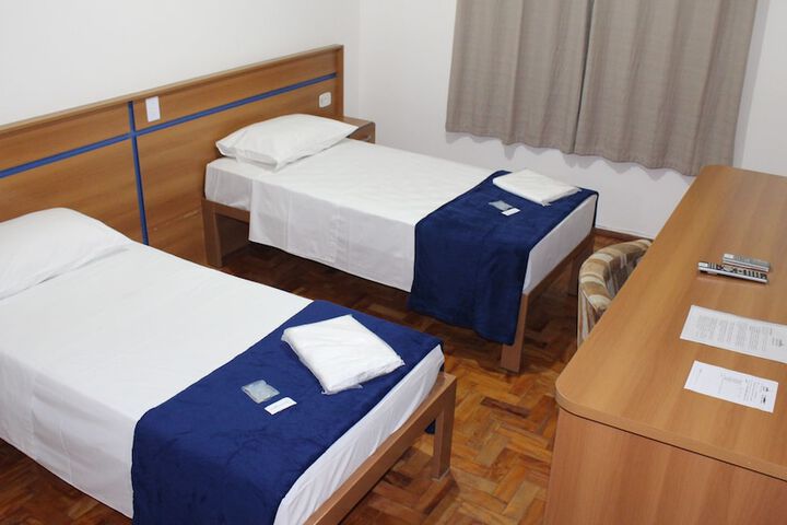 Room 15 of 75