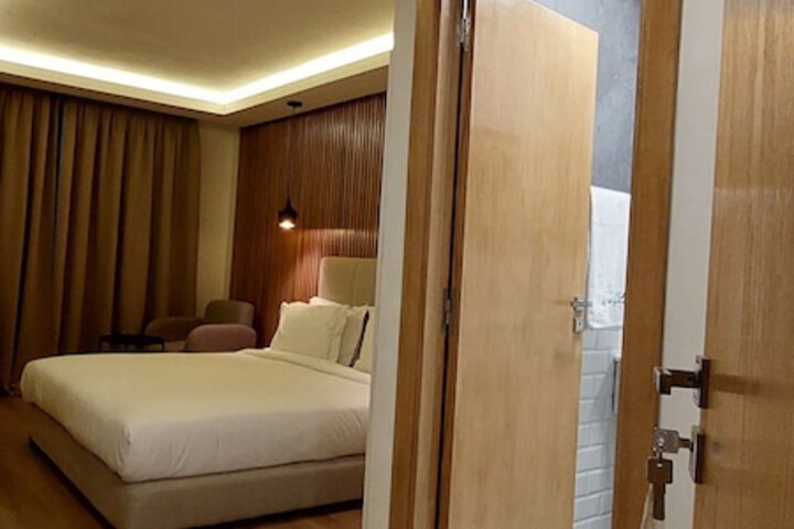 Room 19 of 84