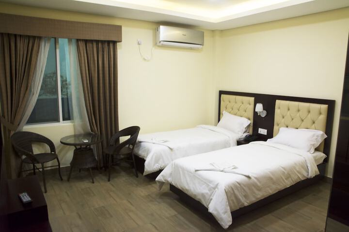 Room 8 of 20