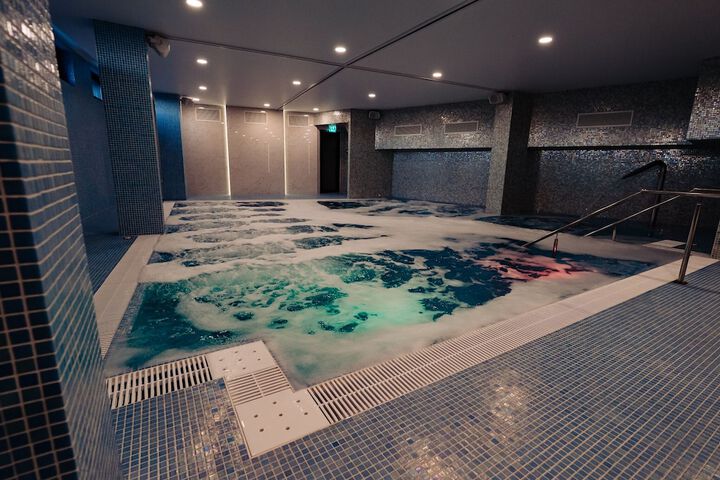 Pool 19 of 41