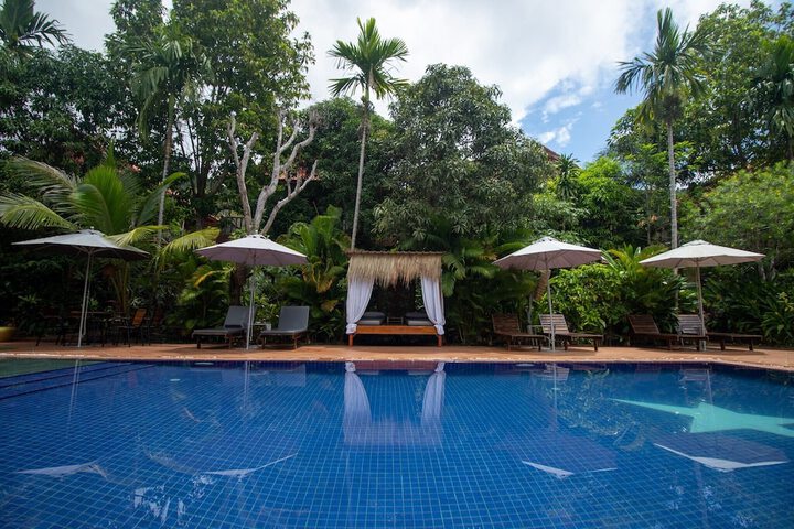 Pool 57 of 117
