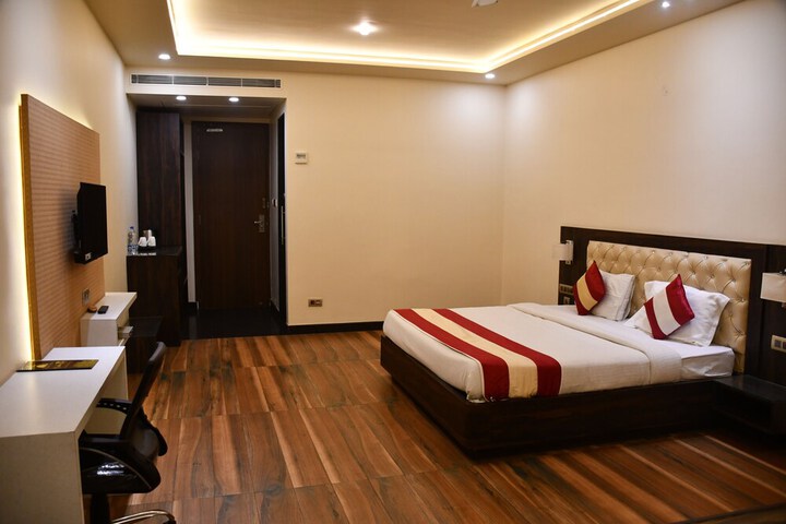 Room 21 of 46