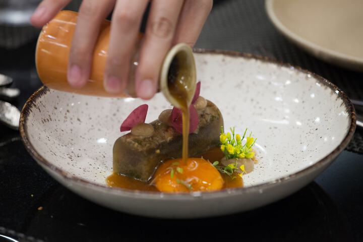 Dining 59 of 91
