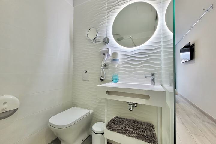Room 40 of 62