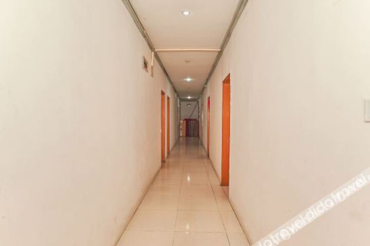 Hotel Interior 6 of 15