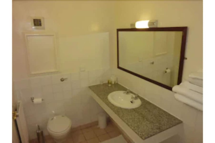 Room 53 of 85