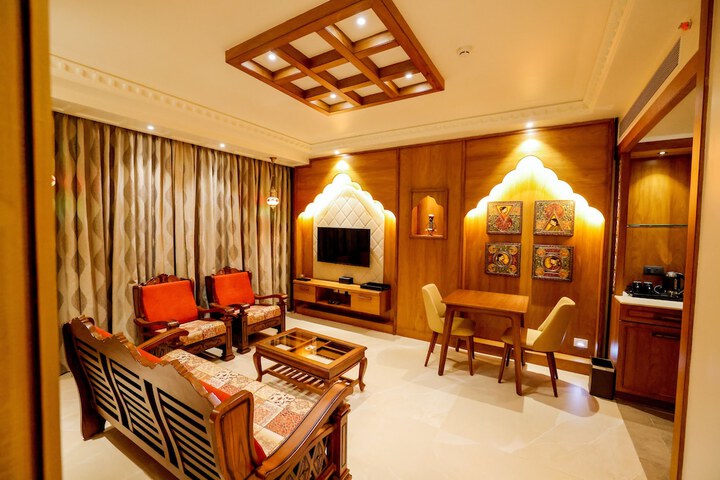 Room 52 of 70