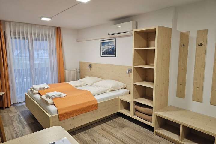 Room 29 of 60