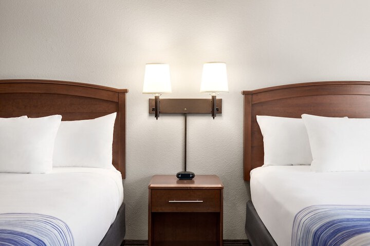 Room 10 of 53