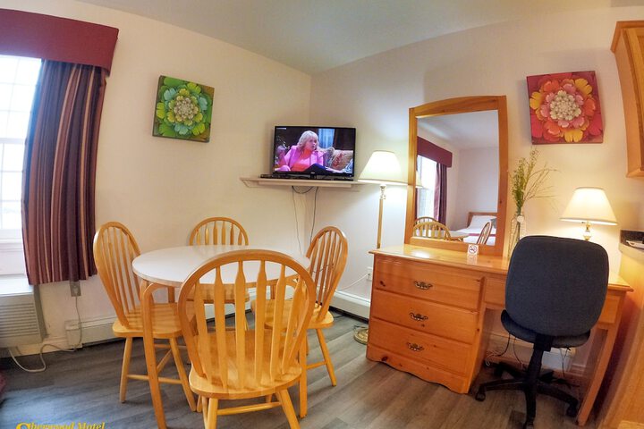 Room 26 of 43