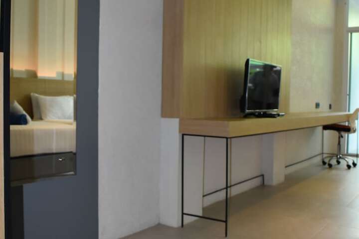 Room 29 of 151