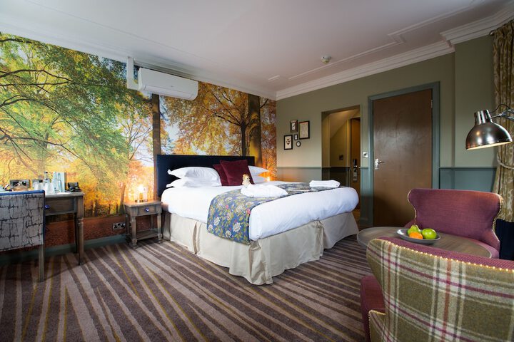 Room 10 of 86