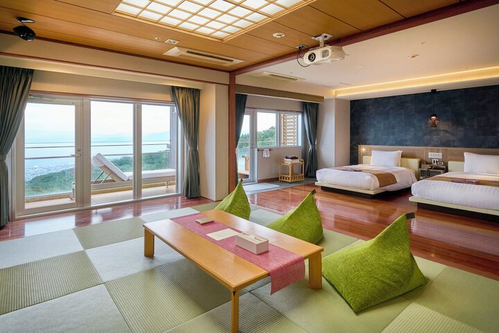 Room 14 of 107