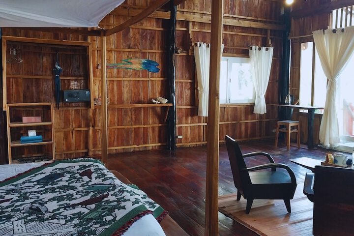 Room 28 of 117