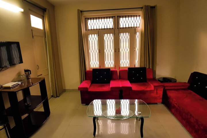 Room 50 of 81