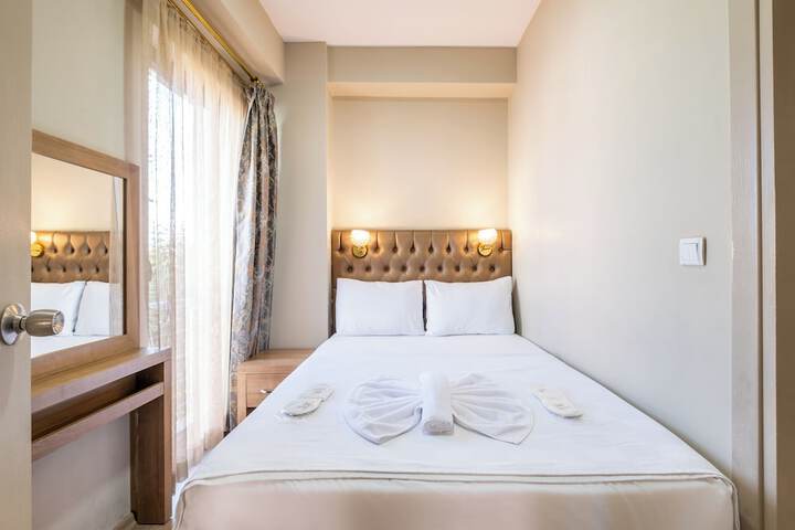 Room 14 of 72