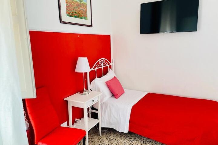 Room 31 of 61