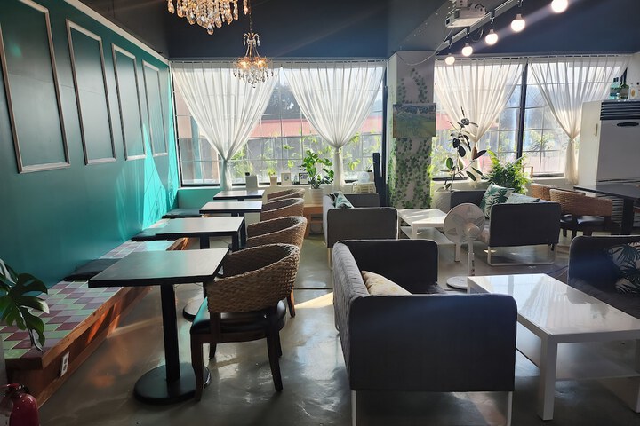 Dining Photos