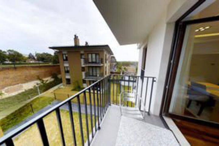 Terrace/Patio 2 of 38