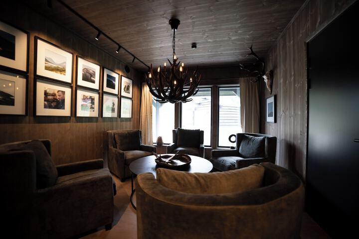 Room 8 of 56