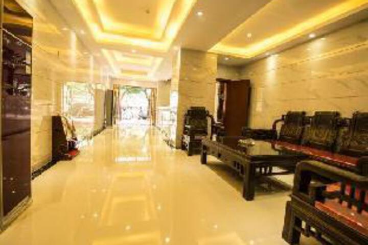 Guangzhou Yuanli Hotel (Pazhou Exhibition Chigang Subway Station)