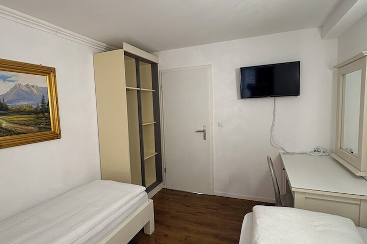 Room 109 of 266