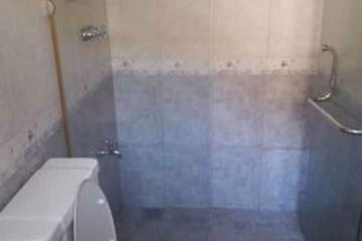 Room 2 of 23