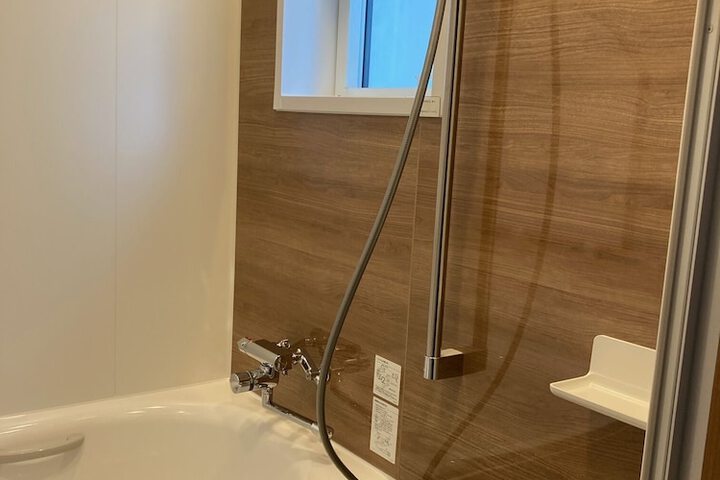 Room 17 of 33