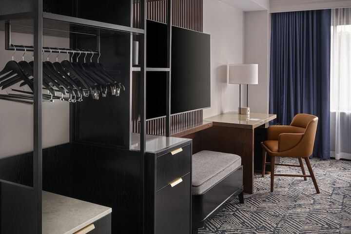 Room 14 of 45