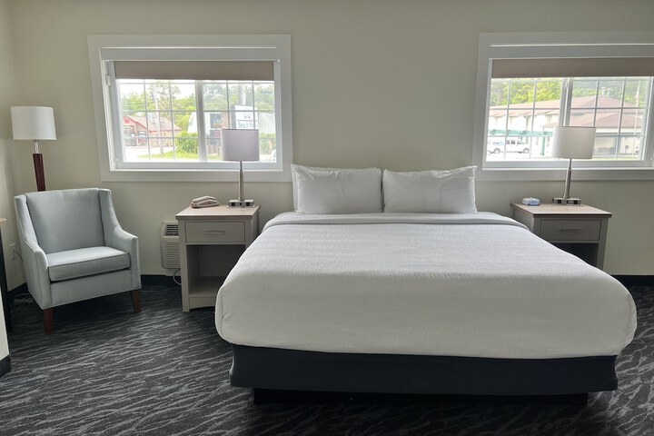 1 King Bed Beach View Balcony (6 of 34)