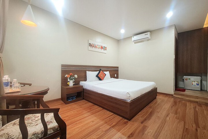 Room 7 of 26