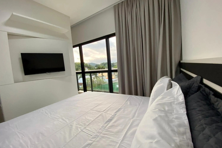Room 3 of 14
