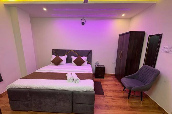 Room 21 of 47