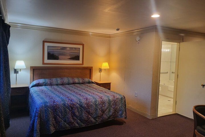 Room 2 of 19
