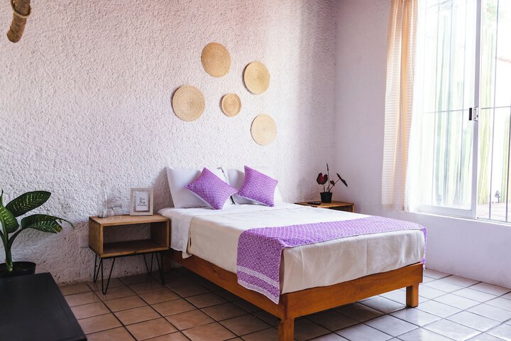 Room 6 of 25