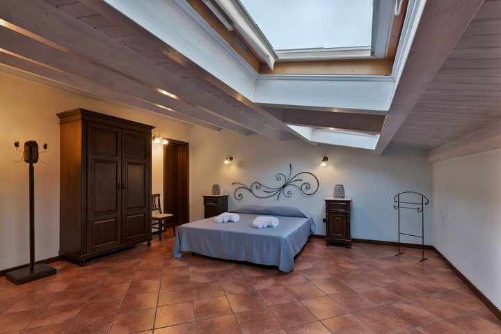 Room 9 of 54