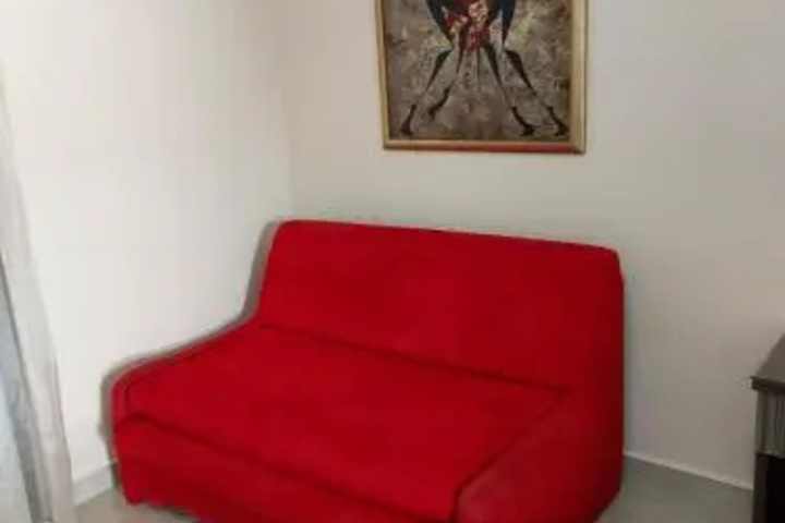 Room 12 of 24